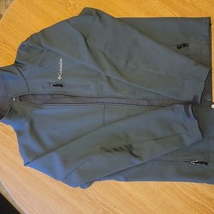 Mens Columbia Softshell Jacket (Medium)